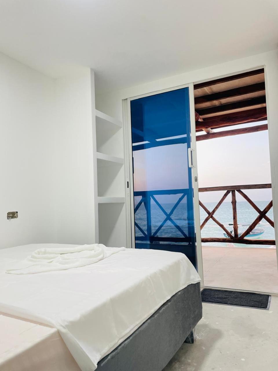 Mandala Beach Club Hotel Pendales Exterior foto