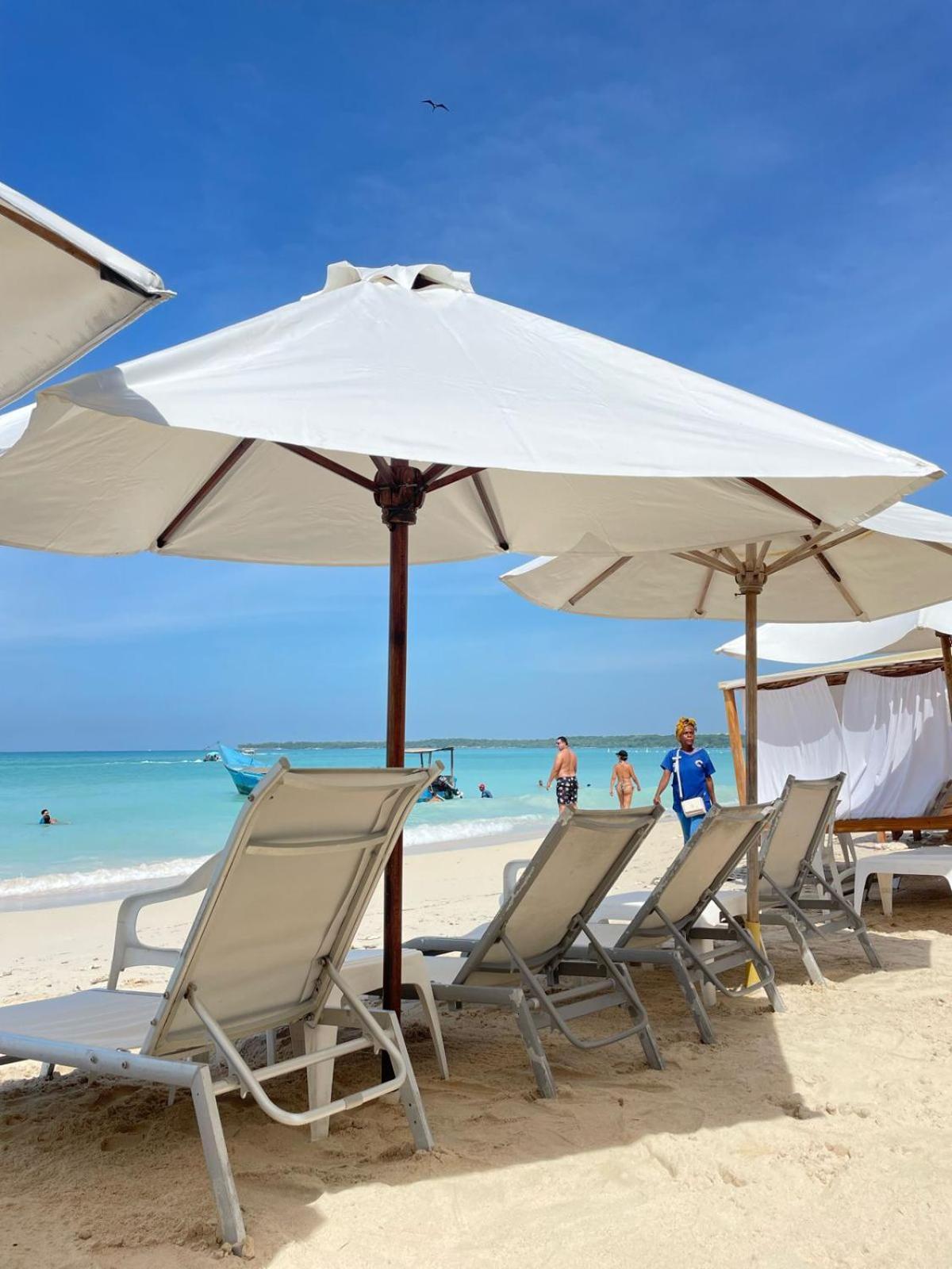 Mandala Beach Club Hotel Pendales Exterior foto